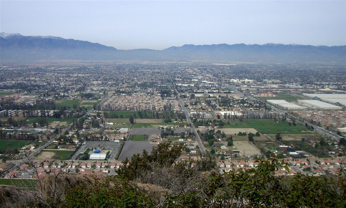 Aerial view of Fontana, California with the San Gabriel Mountains in the background